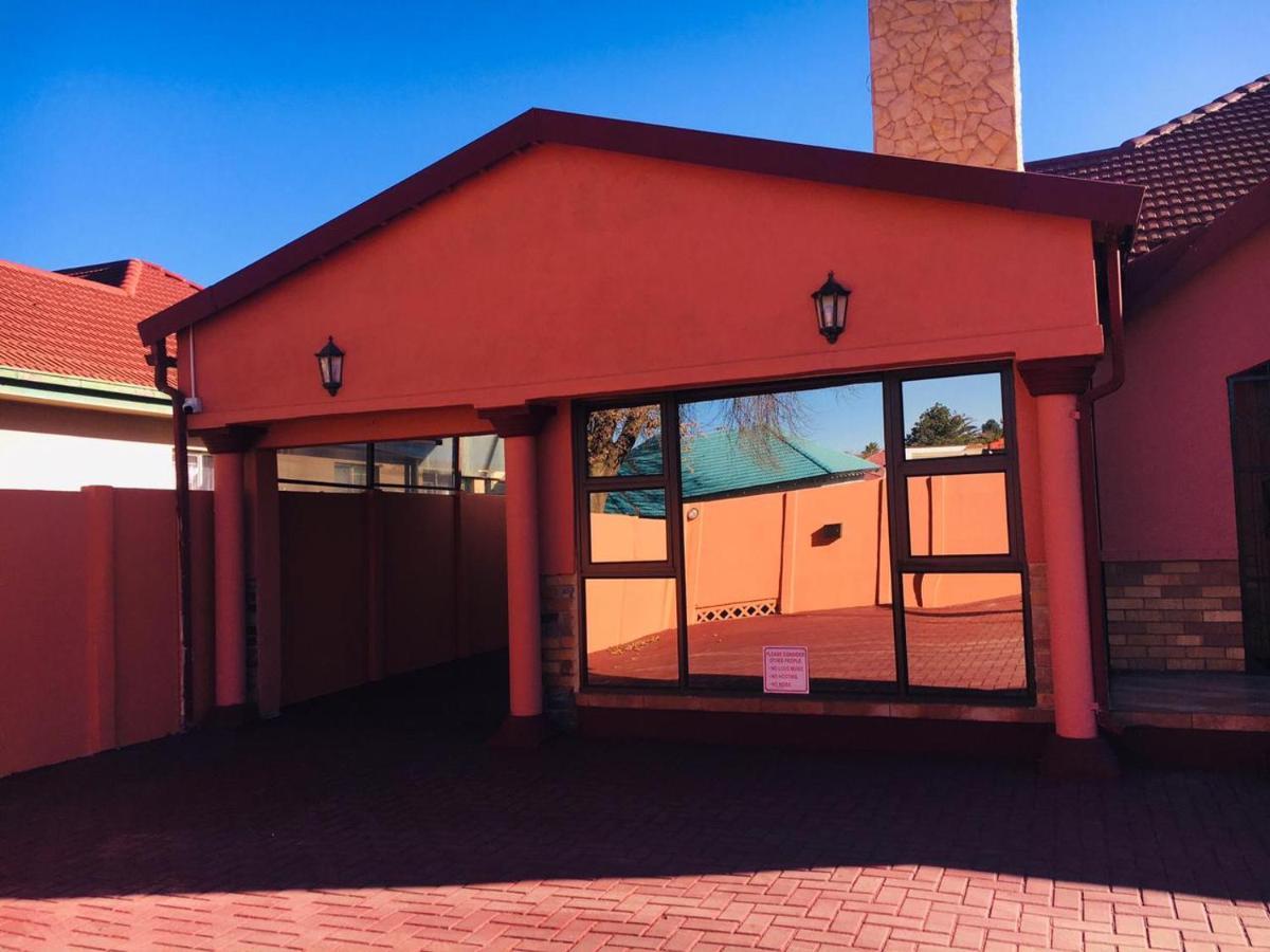Bed and Breakfast Forever Comfy Bed Vanderbijlpark Exterior foto